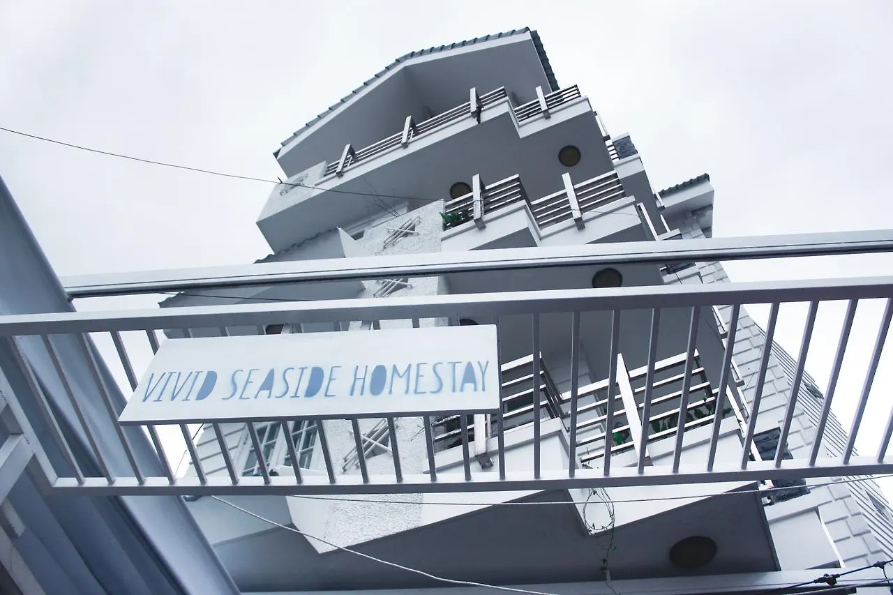 Vivid Seaside Homestay نها ترانج