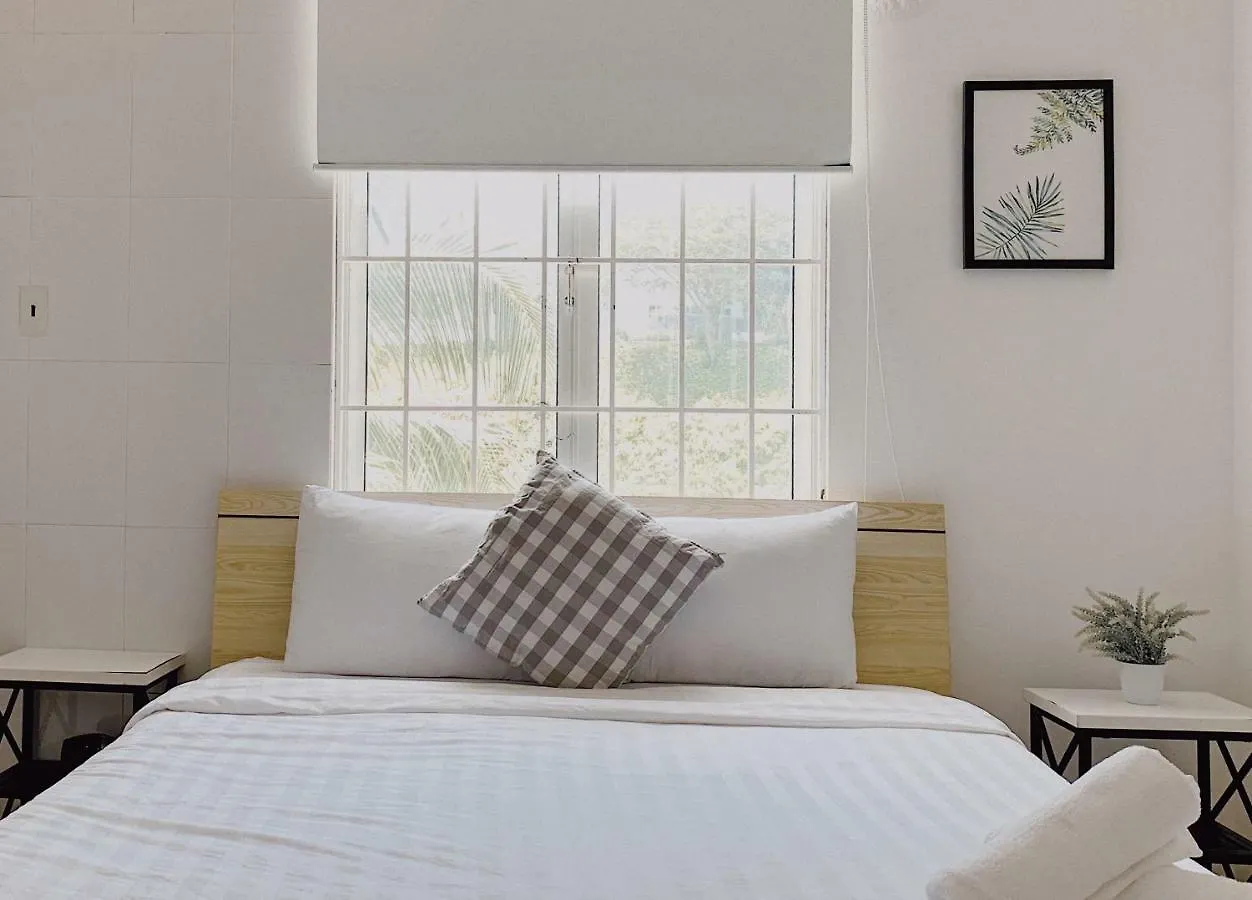 Vivid Seaside Homestay نها ترانج