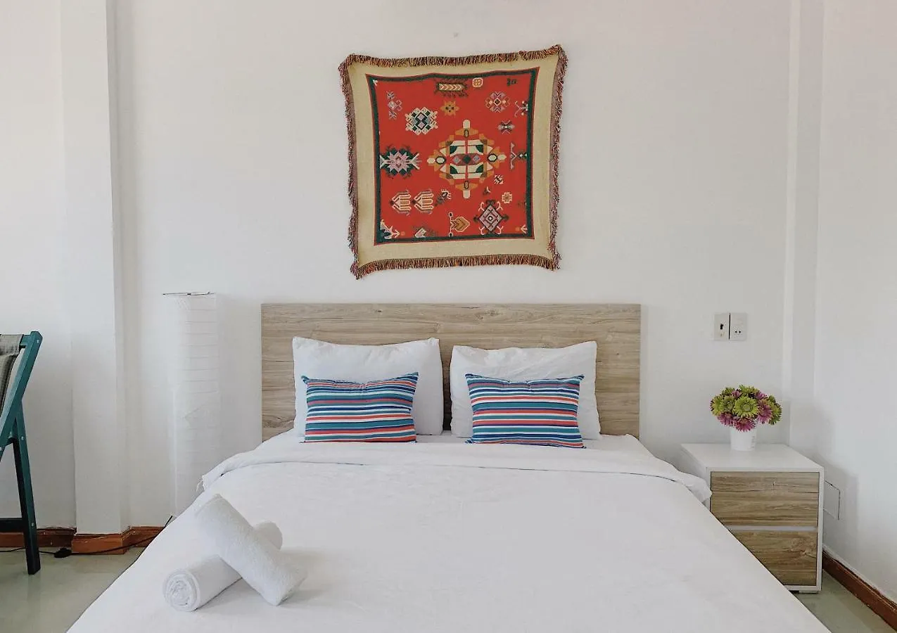 Vivid Seaside Homestay نها ترانج