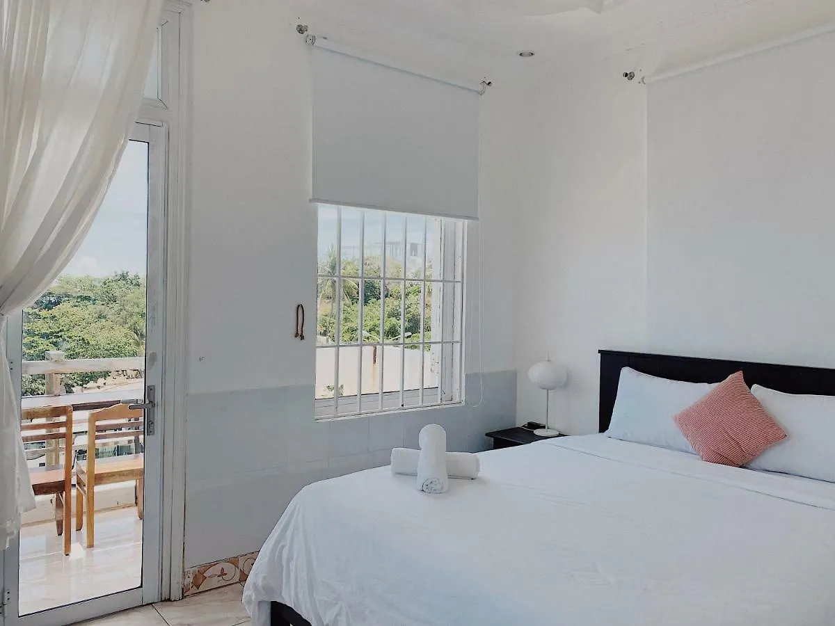 Vivid Seaside Homestay نها ترانج 0*,